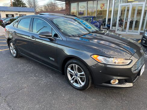 Used 2015 Ford Fusion Energi Titanium w/ Driver Assist Package image 4