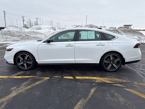 Certified 2023 Honda Accord Sport image 8