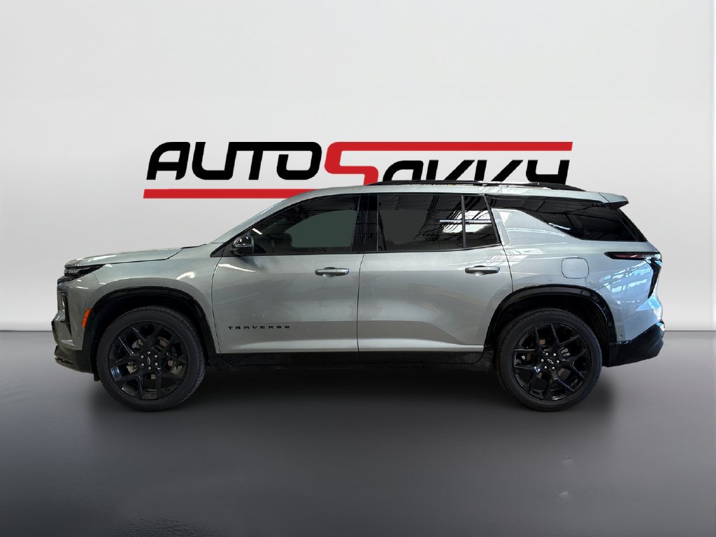 Used 2024 Chevrolet Traverse RS FWD image 8
