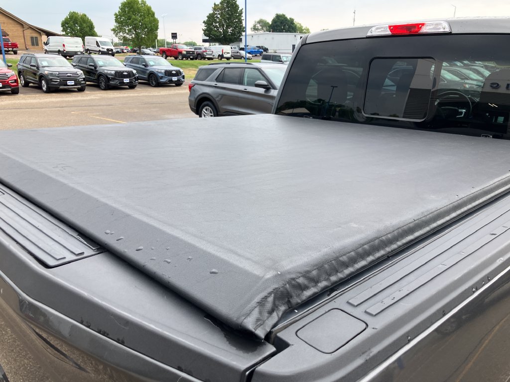 Used 2018 Ford F150 XLT w/ Equipment Group 302A Luxury AWD/4WD image 18
