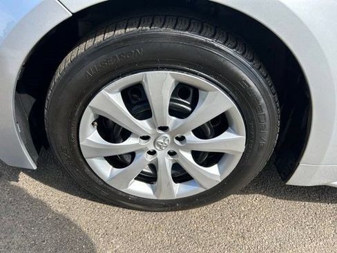 Used 2023 Toyota Corolla LE FWD image 50