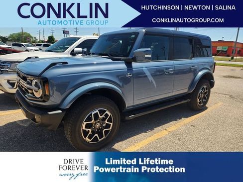 Used 2024 Ford Bronco Outer Banks AWD/4WD image 1