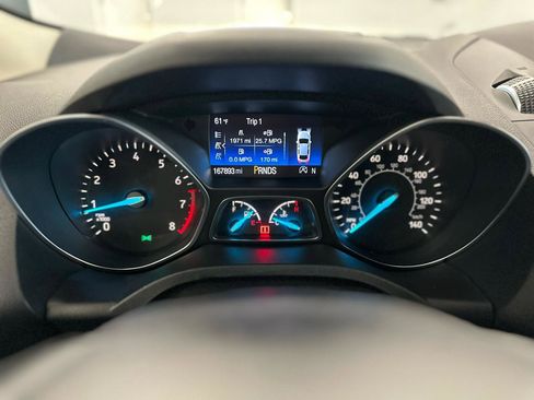 Used 2017 Ford Escape Titanium FWD image 19