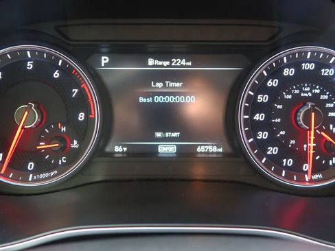 Used 2021 Genesis G70 3.3T image 36