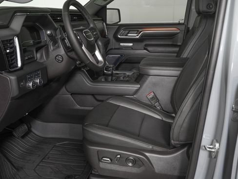 Used 2024 GMC Sierra 1500 Denali w/ Denali Reserve Package AWD/4WD image 14