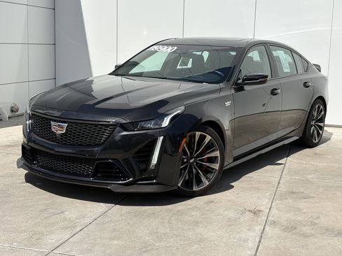 Used 2024 Cadillac CT5 V Blackwing w/ Carbon Fiber Package 2 RWD image 2