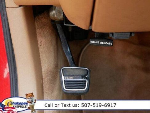 Used 1990 Buick Reatta Convertible image 24