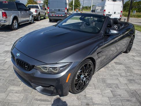 Used 2018 BMW M4 Convertible w/ Competition Package RWD image 14