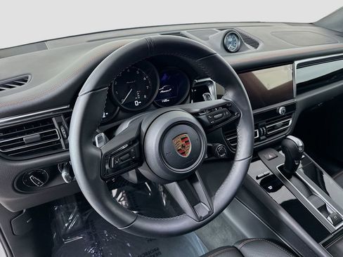 Certified 2026 Porsche Macan Turbo AWD/4WD image 12