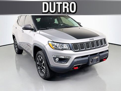 Used 2019 Jeep Compass Trailhawk AWD/4WD image 1