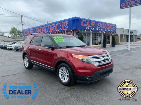 Used 2014 Ford Explorer XLT w/ Equipment Group 202A image 1
