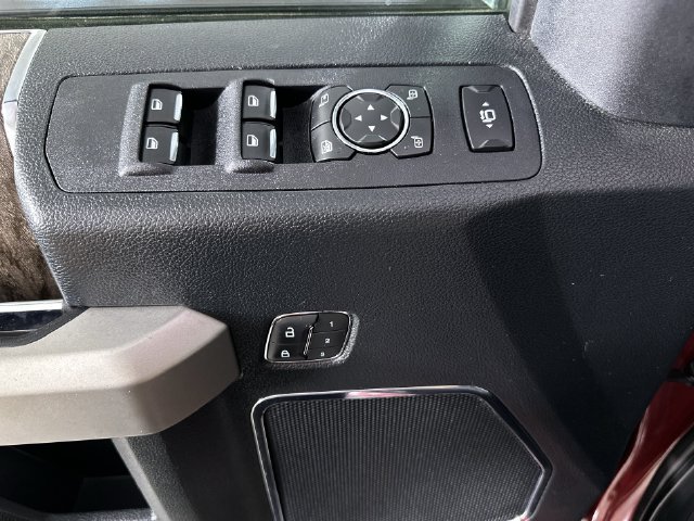 Used 2019 Ford F350 Lariat w/ Lariat Ultimate Package AWD/4WD image 24