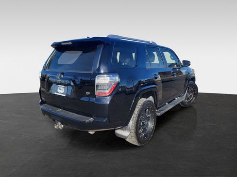 Used 2017 Toyota 4Runner Limited image 4