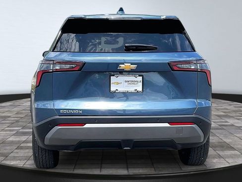 Used 2025 Chevrolet Equinox LT FWD image 4