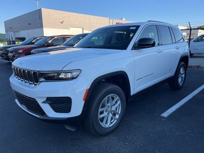 New 2025 Jeep Grand Cherokee Laredo X w/ Luxury Tech Group I