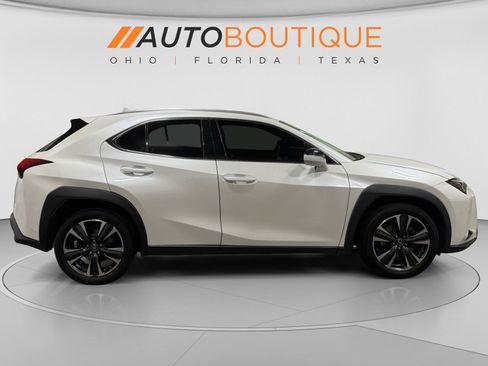 Used 2021 Lexus UX 200 w/ Accessory Package (Z1) FWD image 6
