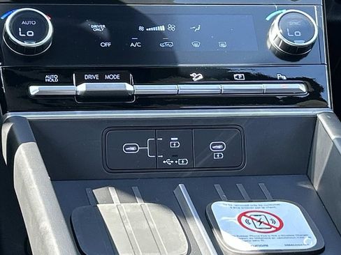 New 2026 Hyundai Santa Fe SE image 25