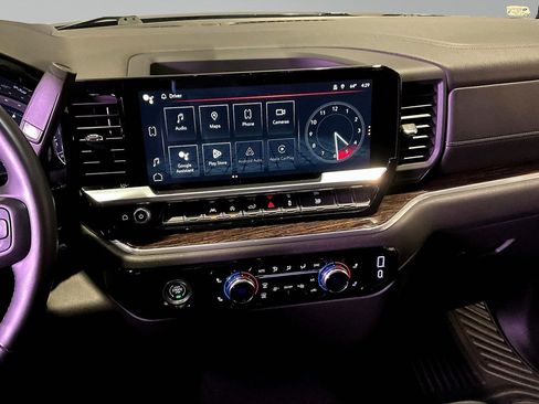Used 2024 GMC Sierra 1500 Elevation AWD/4WD image 11