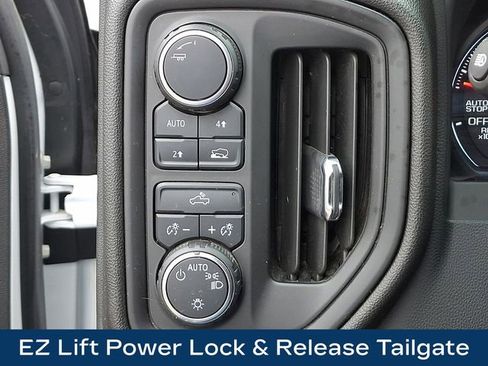 Used 2023 Chevrolet Silverado 1500 Custom image 25