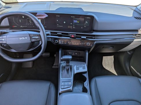 Used 2026 Kia Sportage SX image 19