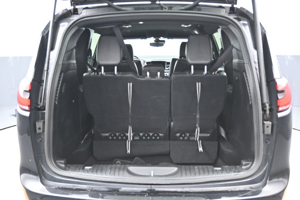 Used 2025 Chrysler Pacifica Select FWD image 16