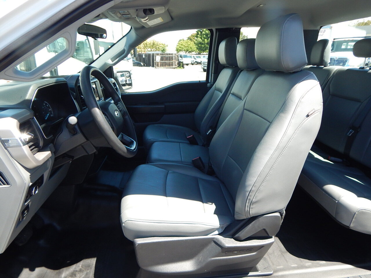 Used 2022 Ford F150 XL w/ Equipment Group 101A High RWD image 15