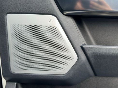 Used 2025 Ford F350 Platinum w/ FX4 Off-Road Package image 20