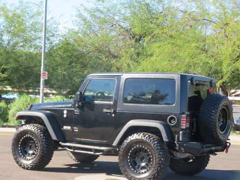 Used 2017 Jeep Wrangler Sport image 5