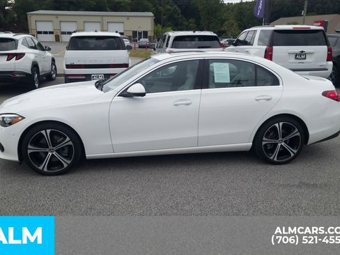 Used 2025 Mercedes-Benz C 300 Sedan image 12