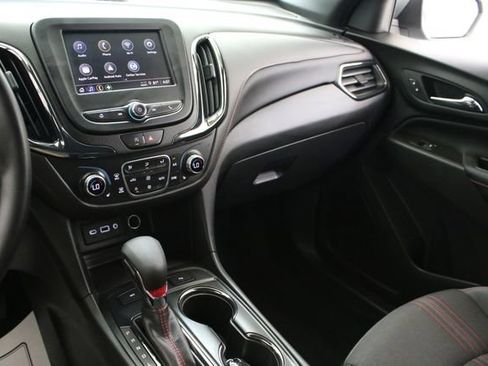 Used 2023 Chevrolet Equinox RS AWD/4WD image 18