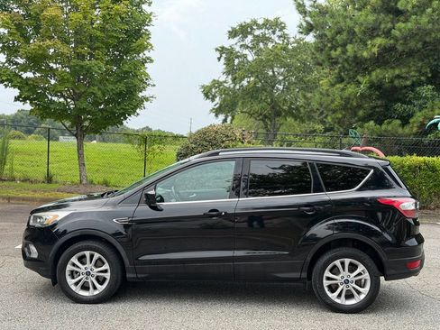 Used 2018 Ford Escape SEL AWD/4WD image 2