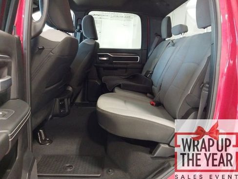 Used 2024 RAM 2500 Big Horn w/ Bed Utility Group image 9