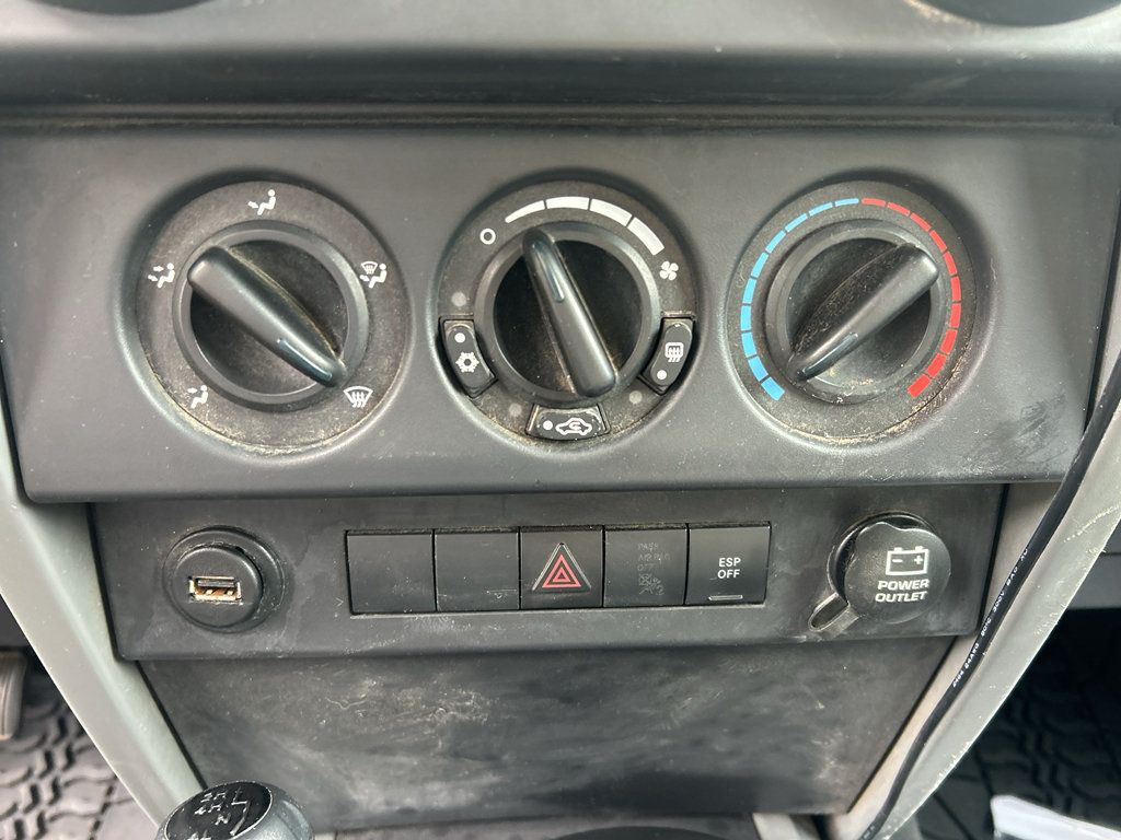 Used 2007 Jeep Wrangler X AWD/4WD image 19