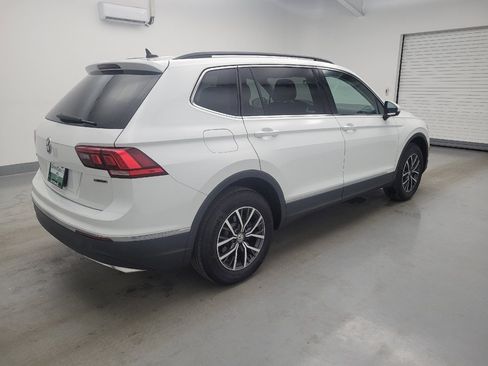 Used 2020 Volkswagen Tiguan SE AWD/4WD image 10