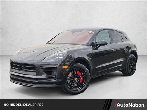 Used 2023 Porsche Macan S AWD/4WD image 1