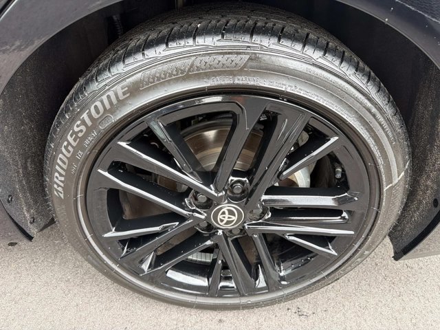 Certified 2025 Toyota Camry SE FWD image 33