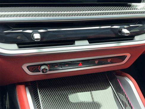 Used 2025 BMW X6 M Competition w/ Executive Package image 34