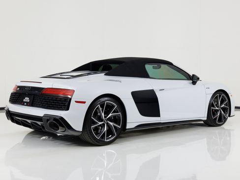Used 2022 Audi R8 V10 performance w/ Premium Package RWD image 4