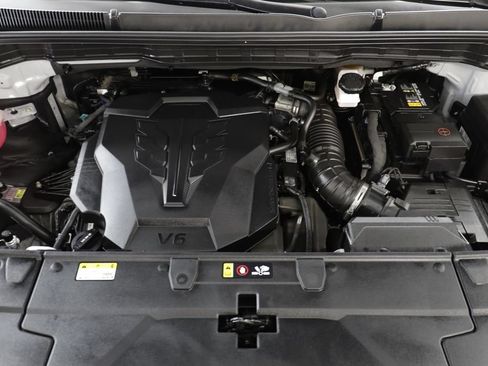 Used 2025 Kia Carnival EX FWD image 24
