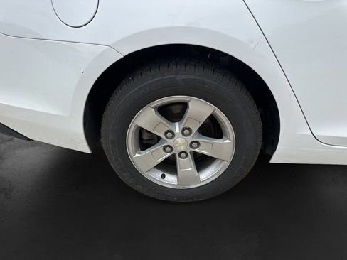 Used 2015 Chevrolet Malibu LS FWD image 9