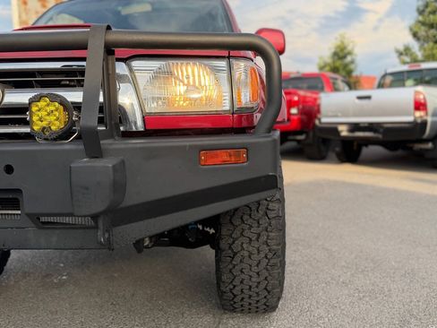 Used 2002 Toyota 4Runner SR5 w/ Leather Trim Pkg AWD/4WD image 44