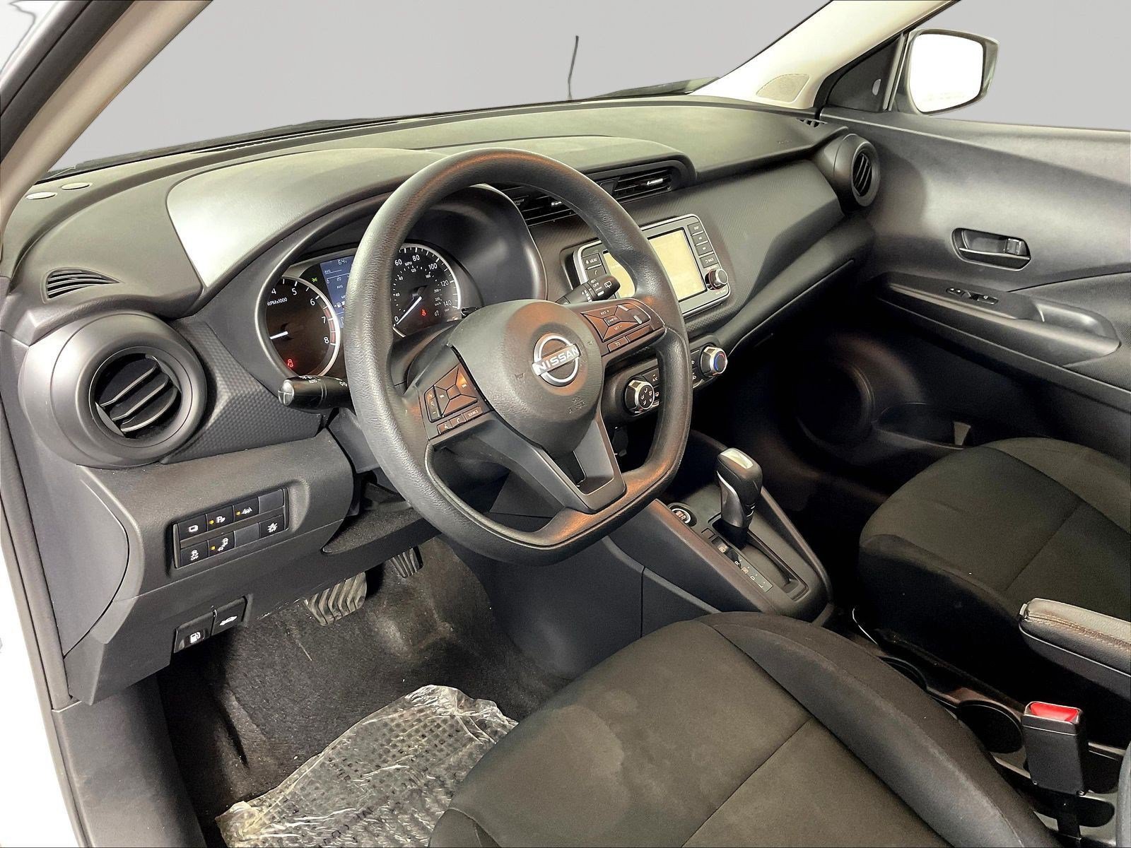 Used 2024 Nissan Kicks S FWD image 17