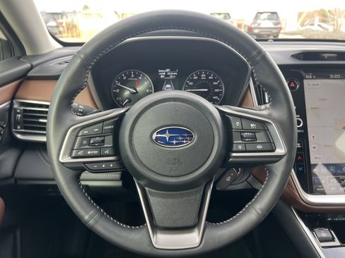 Used 2025 Subaru Outback Touring w/ Popular Package #2 image 27