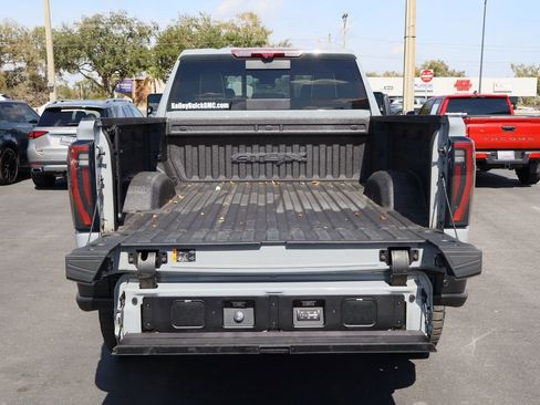 Certified 2024 GMC Sierra 2500 AT4X w/ AT4X AEV Edition image 28