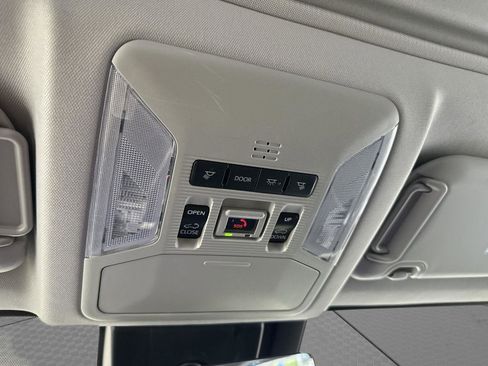 Used 2024 Toyota RAV4 XLE Premium image 29