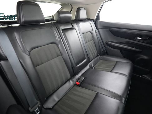 Used 2023 Nissan Ariya FWD image 5