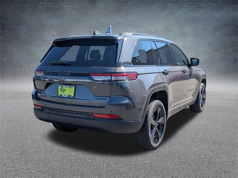 New 2025 Jeep Grand Cherokee Limited w/ Black Appearance Package image 4