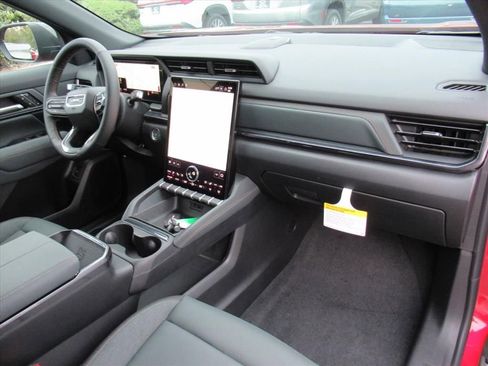 New 2026 GMC Terrain AT4 w/ Convenience Package III image 11