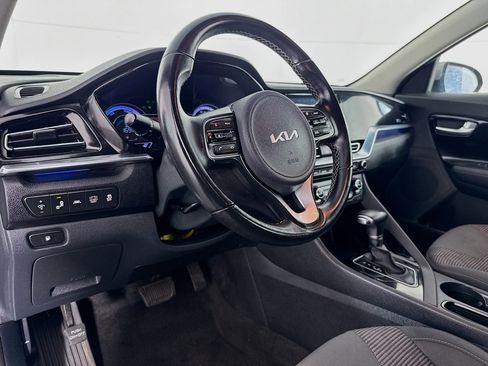 Used 2022 Kia Niro LXS image 22
