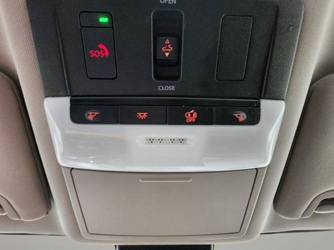 Used 2023 Nissan Altima 2.5 SV w/ SV Premium Package AWD/4WD image 18